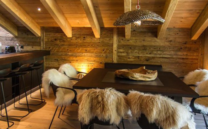 Chalet High 7 Penthouse (Self-Catered) in Zermatt , Switzerland image 4 